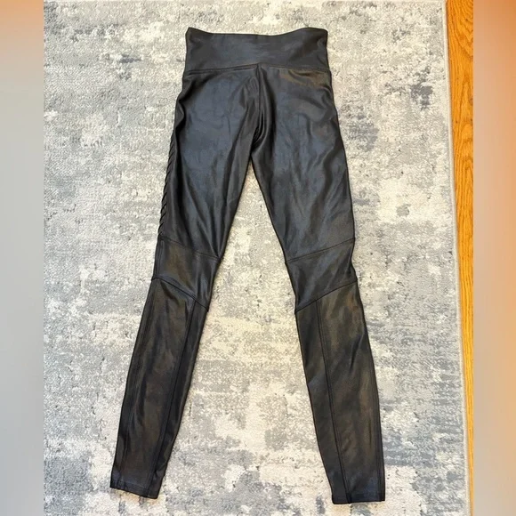 SPANX Moto Faux Leather Leggings, Black, Women’s Small - Picture 5 of 7
